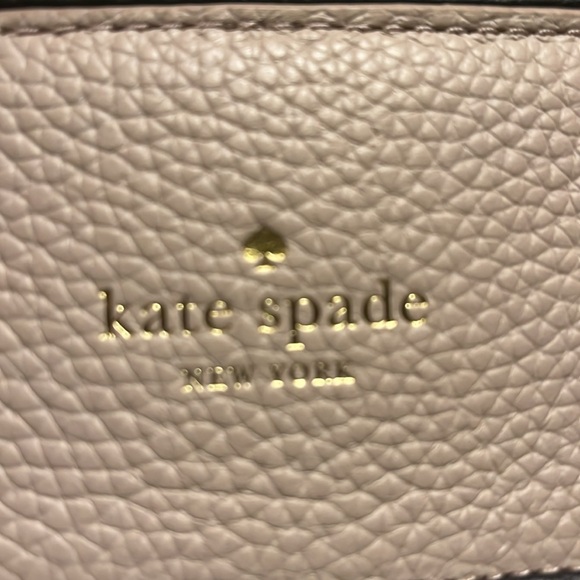 Kate Spade Allyn Convertible Pebbled Leather Zip Top Bag. - Picture 7 of 10